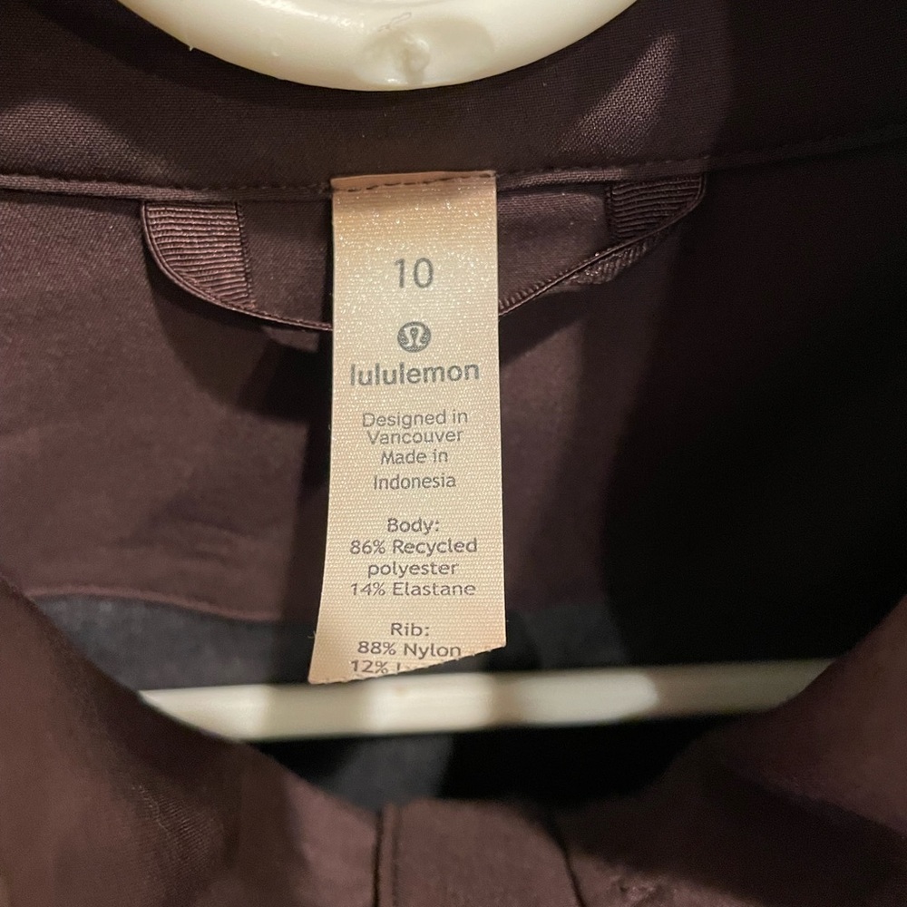 Lululemon Jacket - Picture 3 of 3